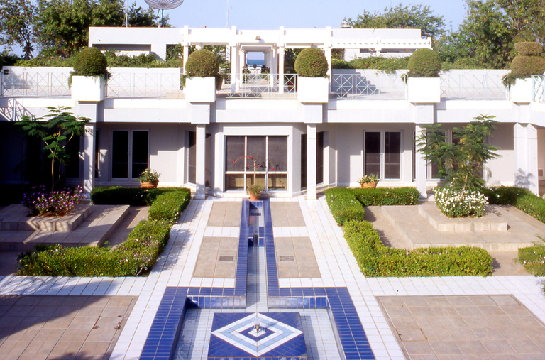 Carta - Reichen et Robert Associés - RRA_DOHA_RÇalisation_patio2.jpg