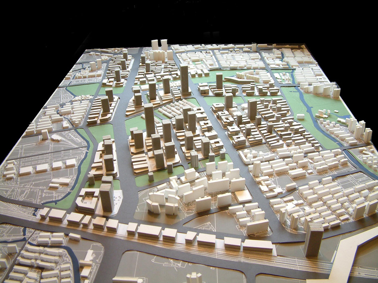 Carta - Reichen et Robert Associates - 5-SHANGHAI-maquette centre ZENHRU.jpg